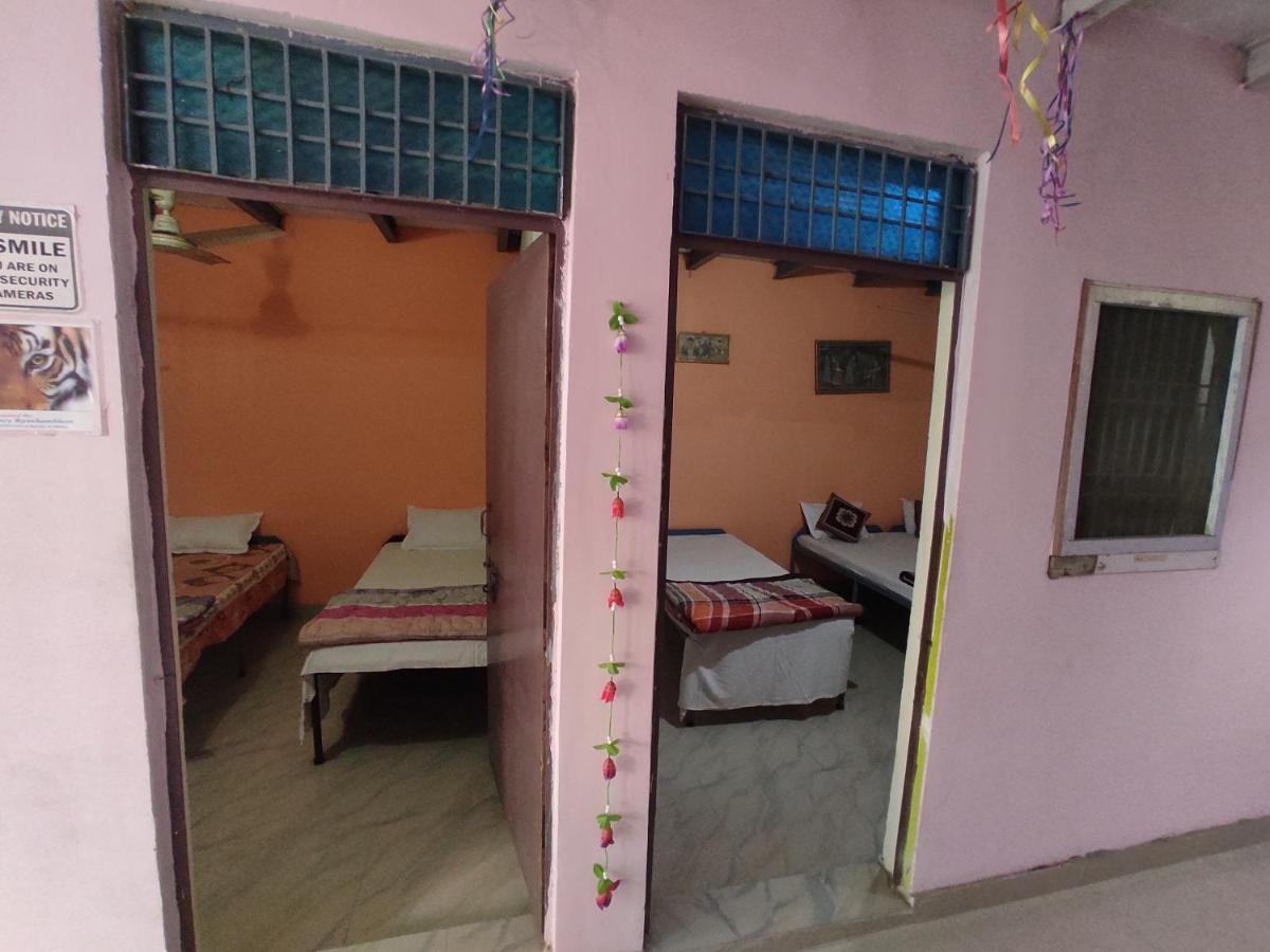Superinn Home Stay& Guest House Agra  Kültér fotó